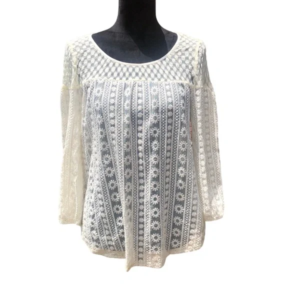 Altar’d State Double Lace Top size Small - Picture 10 of 10